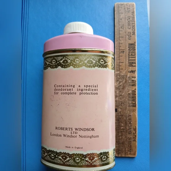 Roberts Windsor Dianthus Talc Powder - Pink Tin - Picture 2 of 4